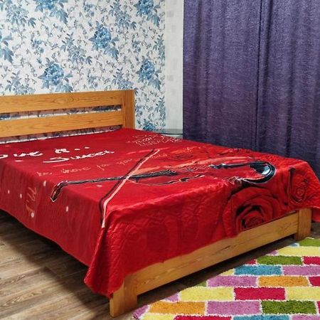 Апартаменти Yanovskogo 1K Shin Кропивницький Екстер'єр фото